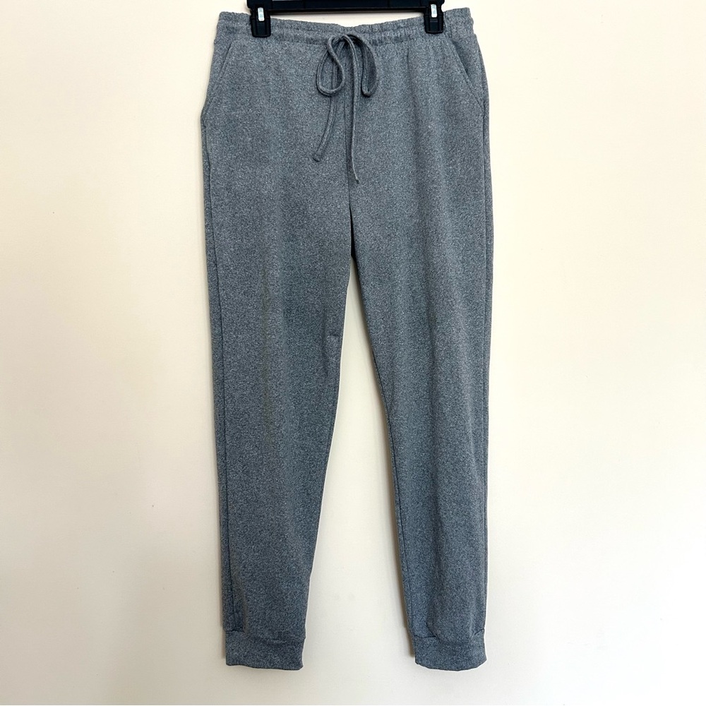 Love Streak Women’s Heather Gray Joggers